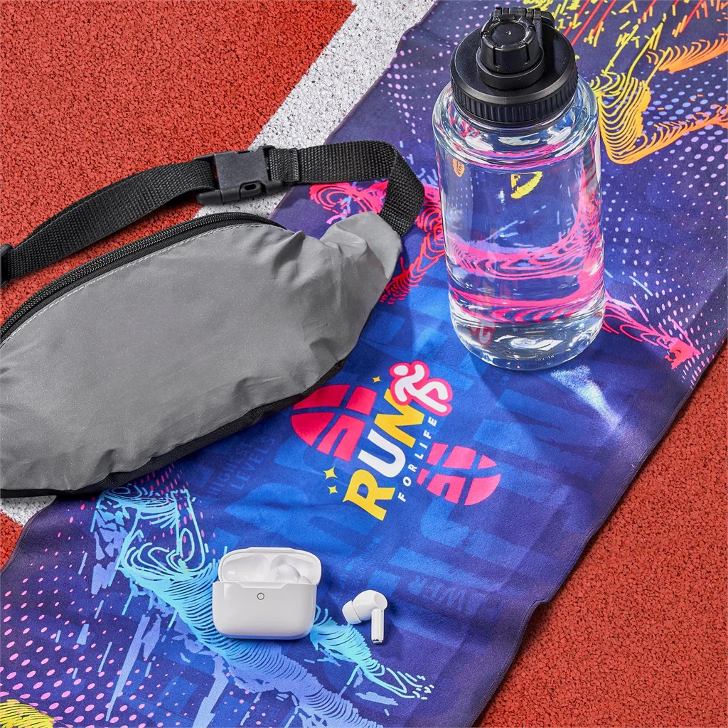 Hoppla Relay Sports Towel - Single Sided - Image 6
