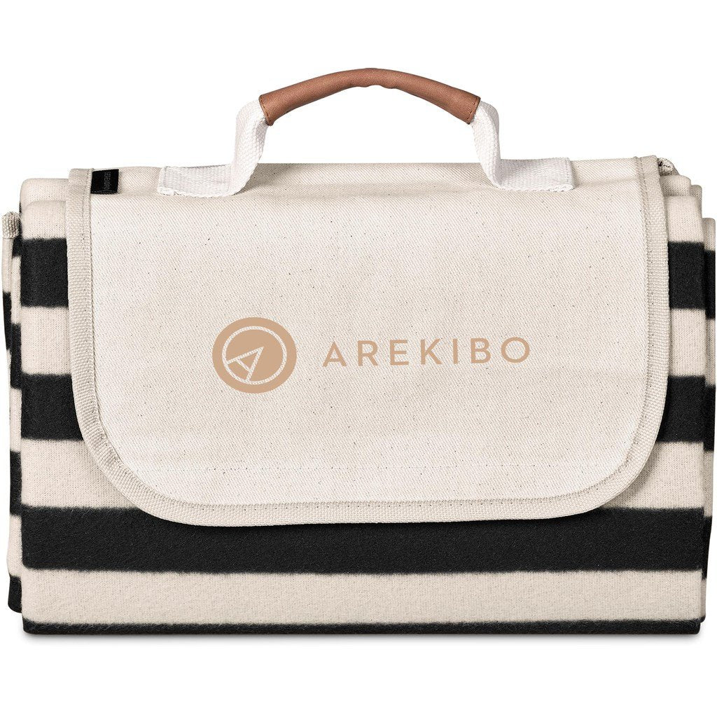 Serendipio Brookhill Picnic Blanket - Image 4